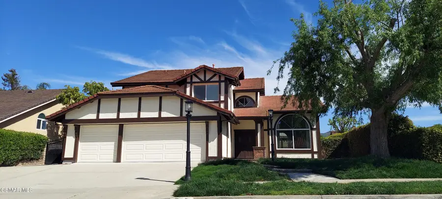 748 Azure Hills, Simi Valley, CA 93065 - Image #2