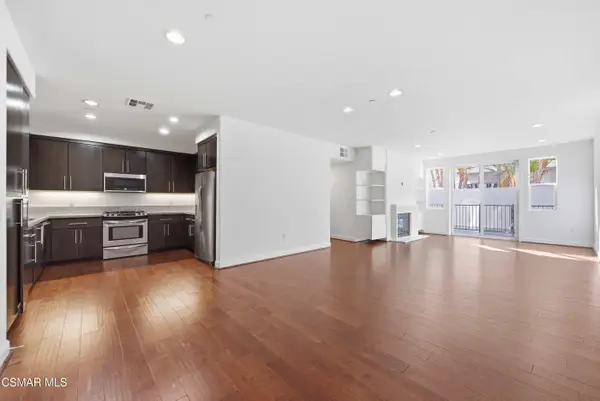 10878 Bloomfield, Toluca Lake, CA 91602