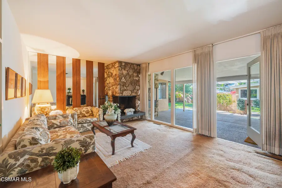 9299 Dorrington, Arleta, CA 91331 - #2