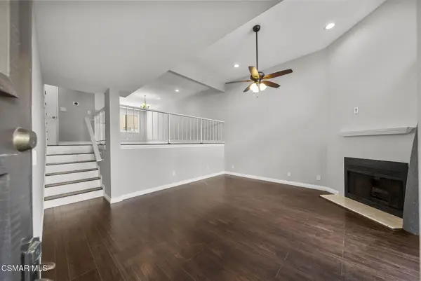 21205 Lassen, Chatsworth, CA 91311