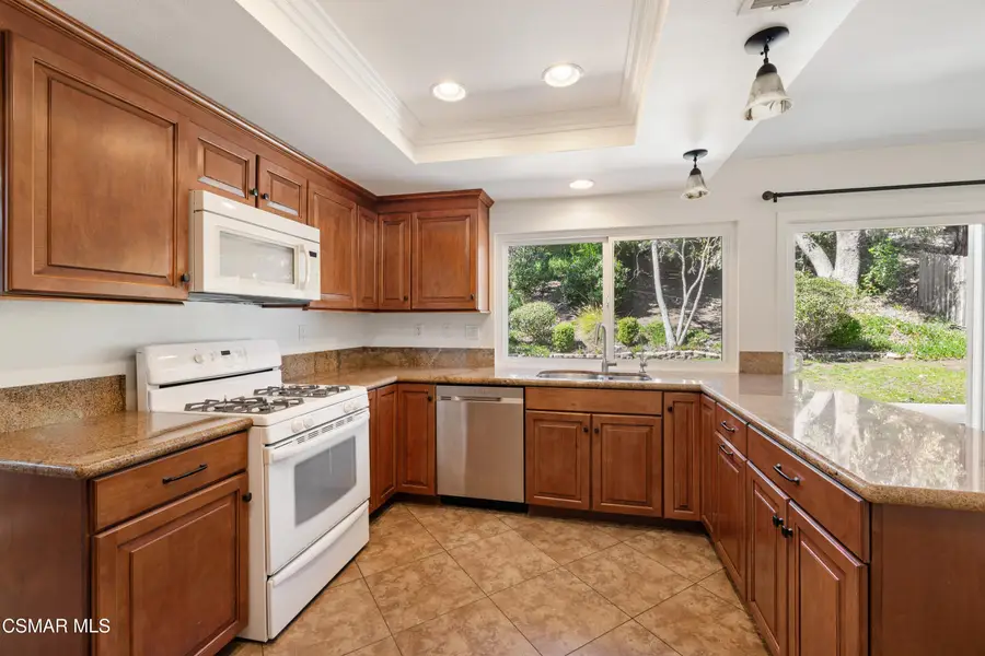 317 N Los Vientos, Newbury Park, CA 91320 - #3