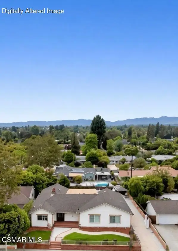 10111 Oak Park, Northridge, CA 91325