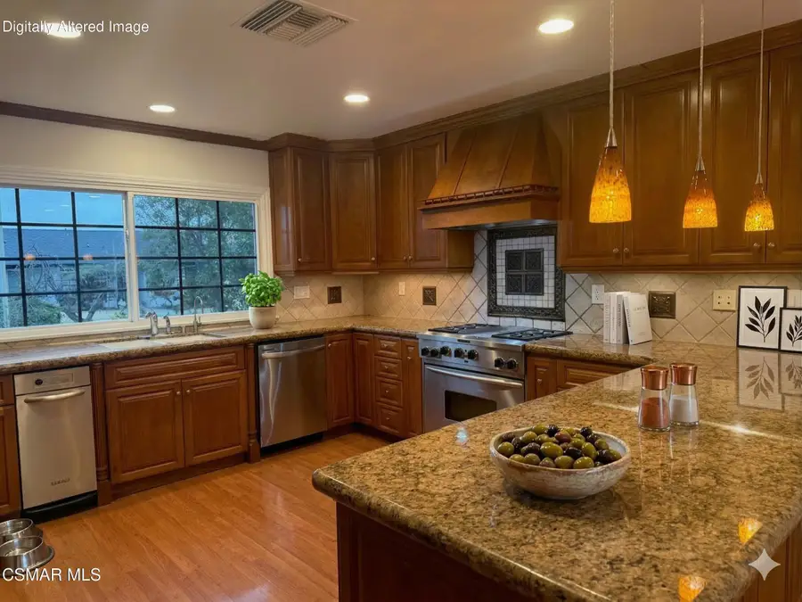 10111 Oak Park, Northridge, CA 91325 - #3