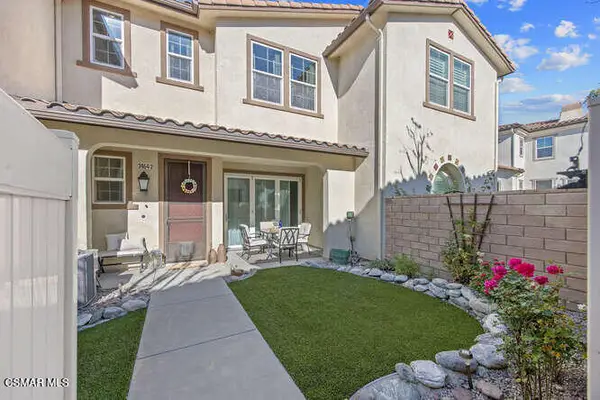 2464 Blossom Ridge, Simi Valley, CA 93063