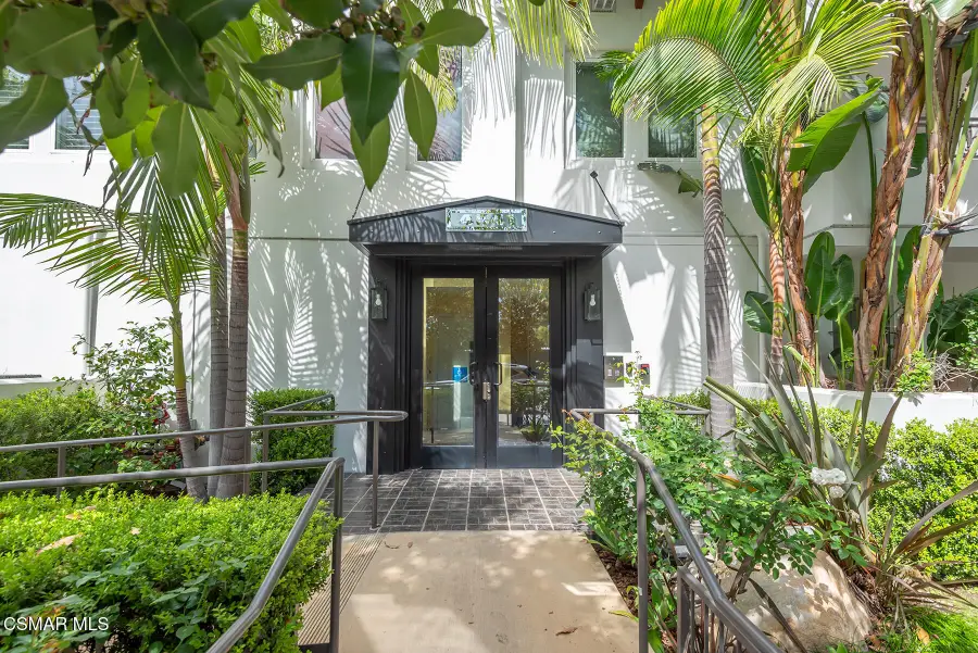 4541 Colfax, North Hollywood, CA 91602 - #3