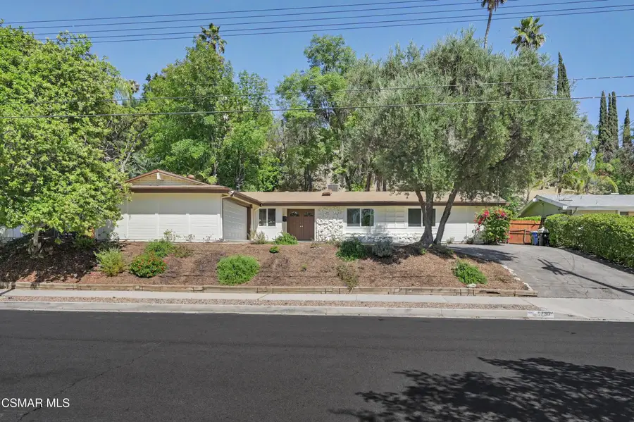 5730 Serrania, Woodland Hills, CA 91367 - #3