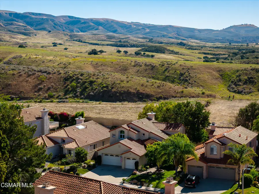 7204 University, Moorpark, CA 93021 - #2