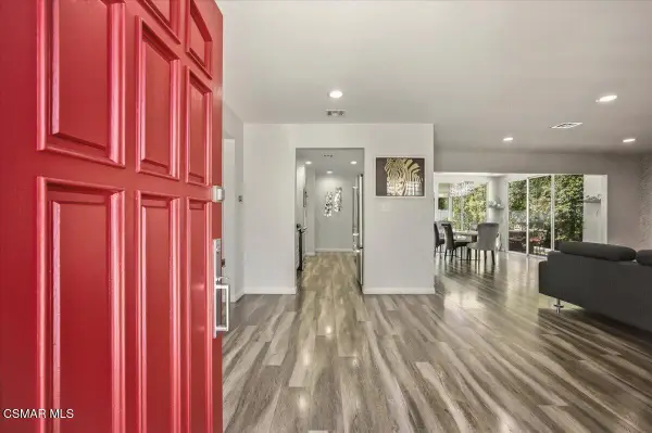 19130 Sylvan, Tarzana, CA 91335