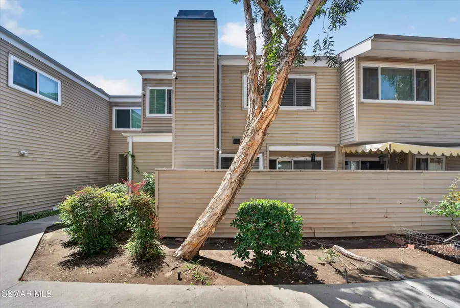 9946 Sepulveda, San Fernando Valley, CA 91345 - #2