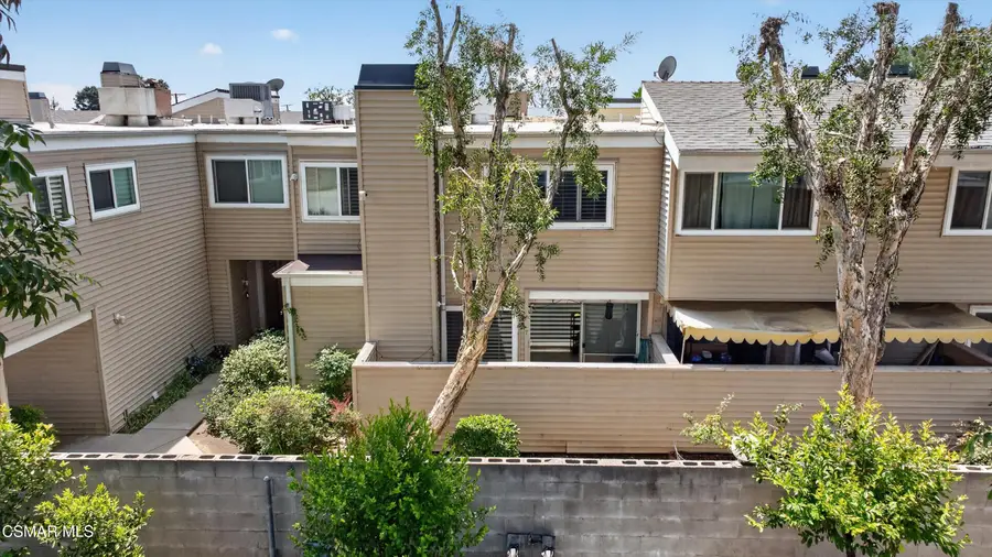 9946 Sepulveda, San Fernando Valley, CA 91345 - #3
