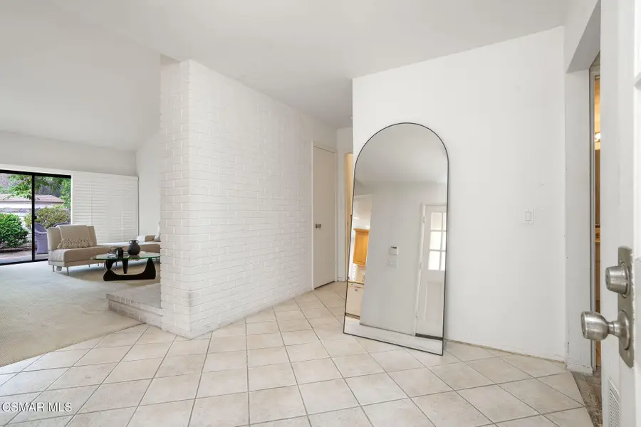 2944 Shadow Brook, Westlake Village, CA 91361 - #3