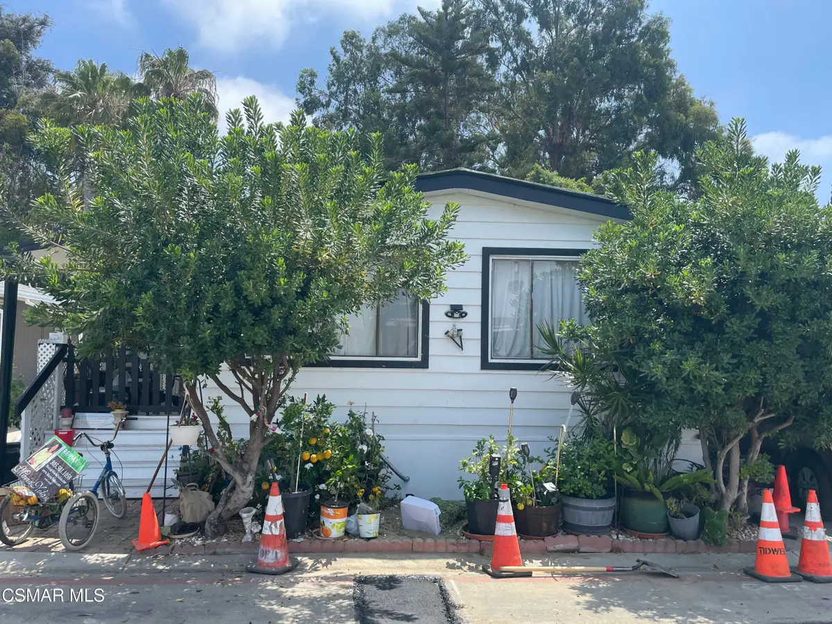 17 Via Rosal, Camarillo, CA 93012 - #1