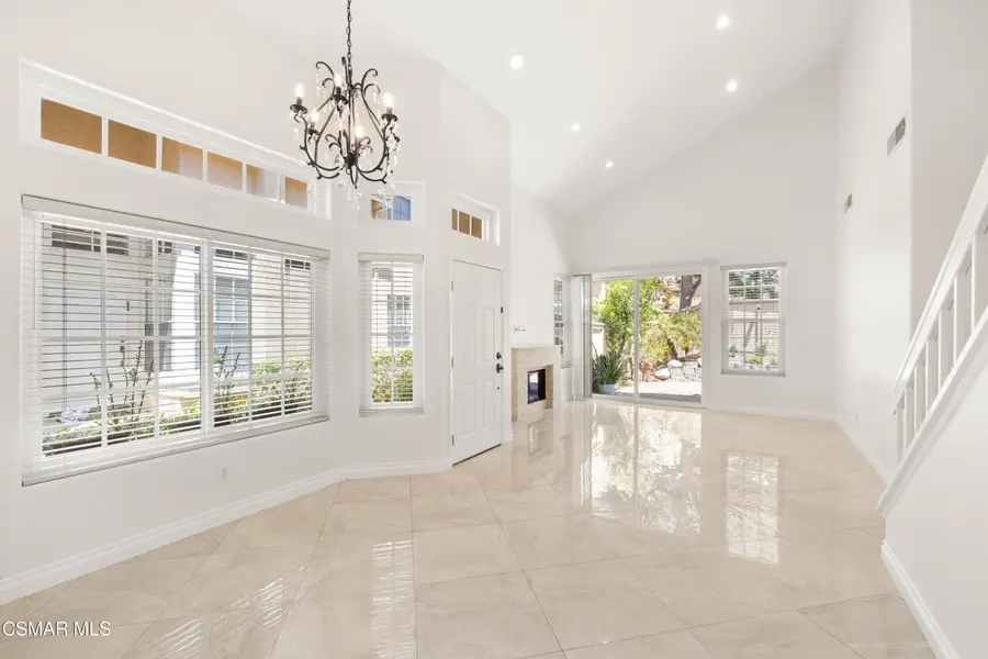 4839 La Vella, Oak Park, CA 91377 - #3