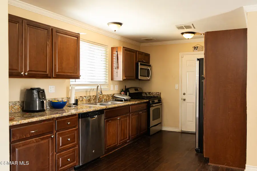 1662 Ahart, Simi Valley, CA 93065 - #2