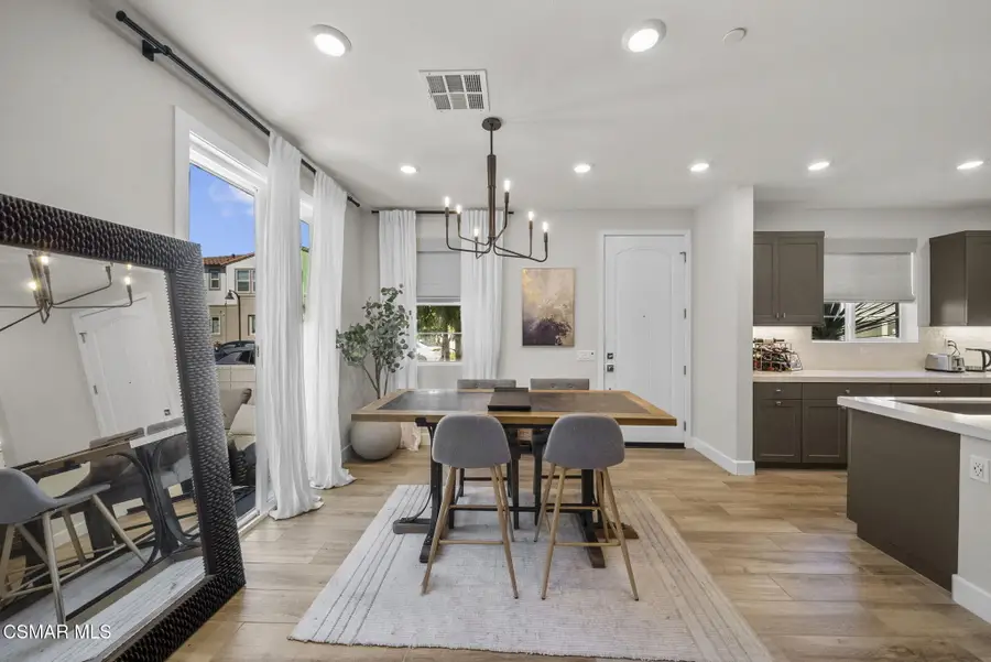 2556 Little Rock, Simi Valley, CA 93065 - #3