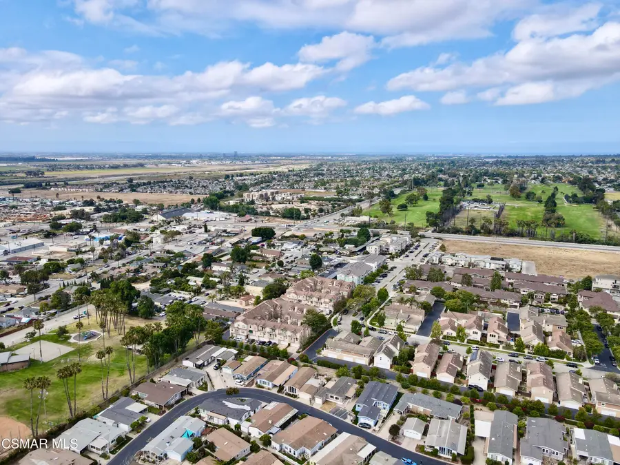 21 Poinsettia Gardens, San Buenaventura Ventura, CA 93004 - #3