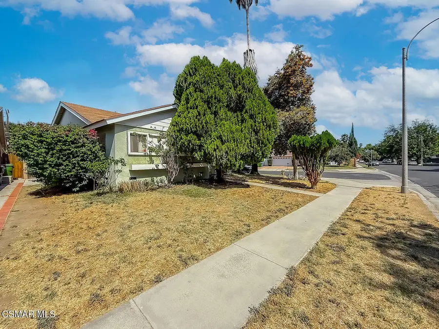 7455 Donna, Reseda, CA 91335 - #3
