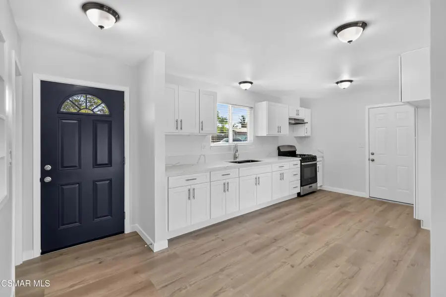 1182 Graham, Simi Valley, CA 93065 - #3