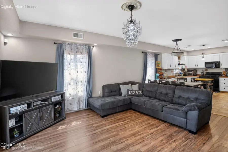 458 W Spruce, Pinedale, CA 93650 - #2