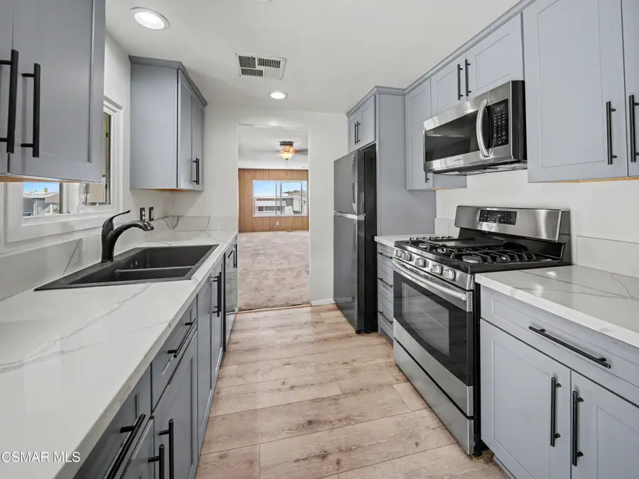 217 Madonna, Thousand Oaks, CA 91320 - #2