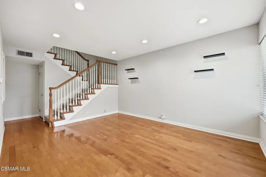 1805 E Avenida De Las Flores, Thousand Oaks, CA 91362 - #2