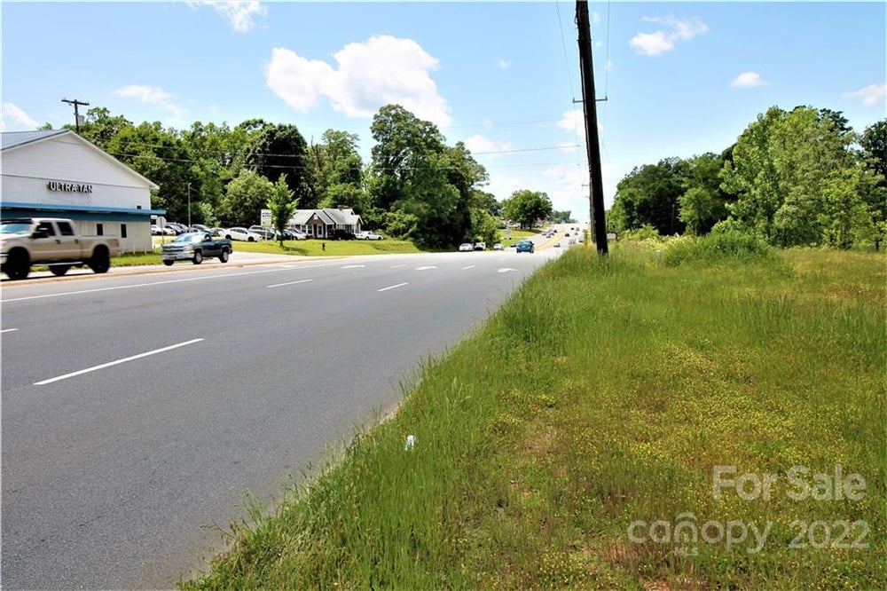 5103 Wilkinson Boulevard, Gastonia, NC 28056 BHGRE