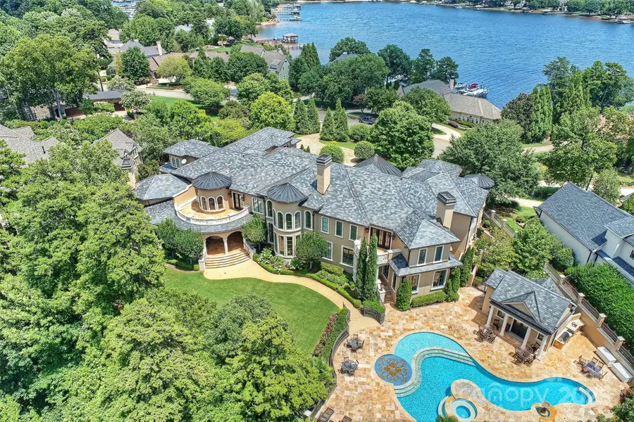 18019 Harbor Light Boulevard, Cornelius, NC 28031 - Image #2