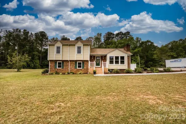 3021 University Drive, Lancaster, SC 29720