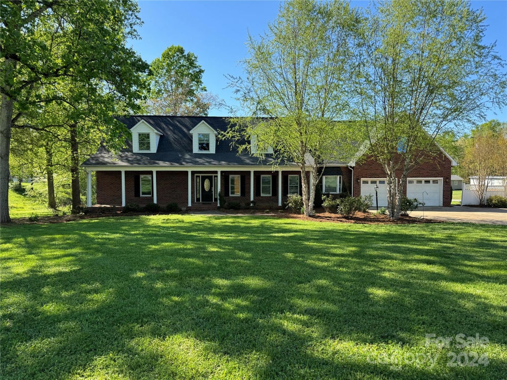 2445 Old Conover Startown Road, Newton, NC 28658 BHGRE