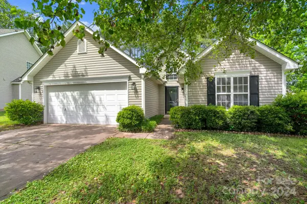 566 Chase Brook Drive, Rock Hill, SC 29732