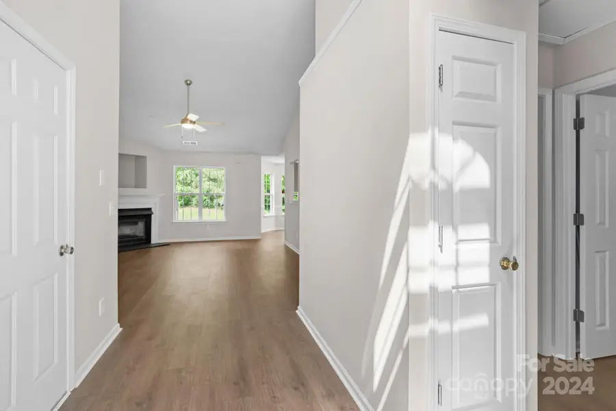 566 Chase Brook Drive, Rock Hill, SC 29732 - Image #2