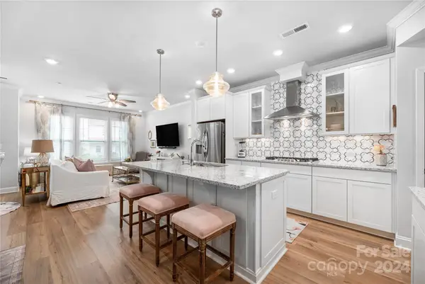 2546 Lydia Avenue, Charlotte, NC 28205