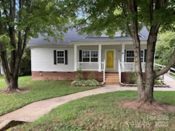 13 Cascade Street, Mooresville, NC 28115