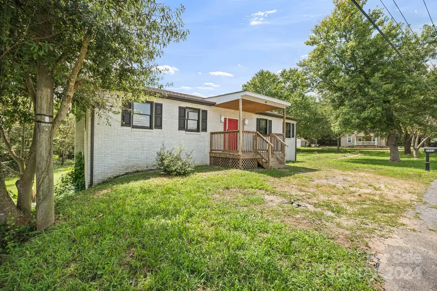 2944 Us Highway 70 Highway, Connelly Springs, NC 28612 - Image #3