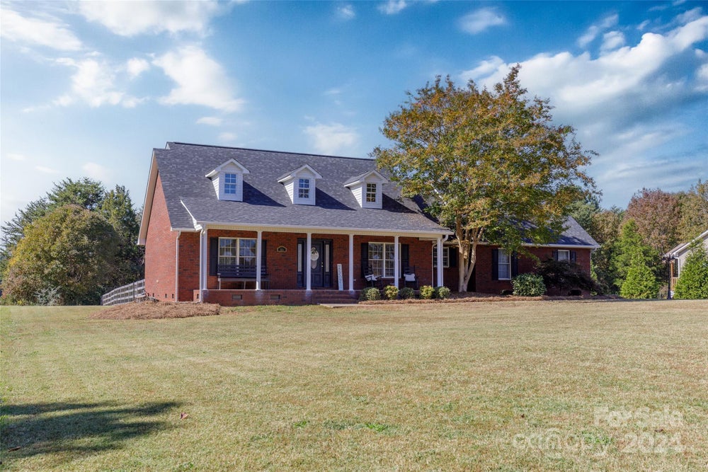 223 Adrian Road, Salisbury, NC 28146 BHGRE