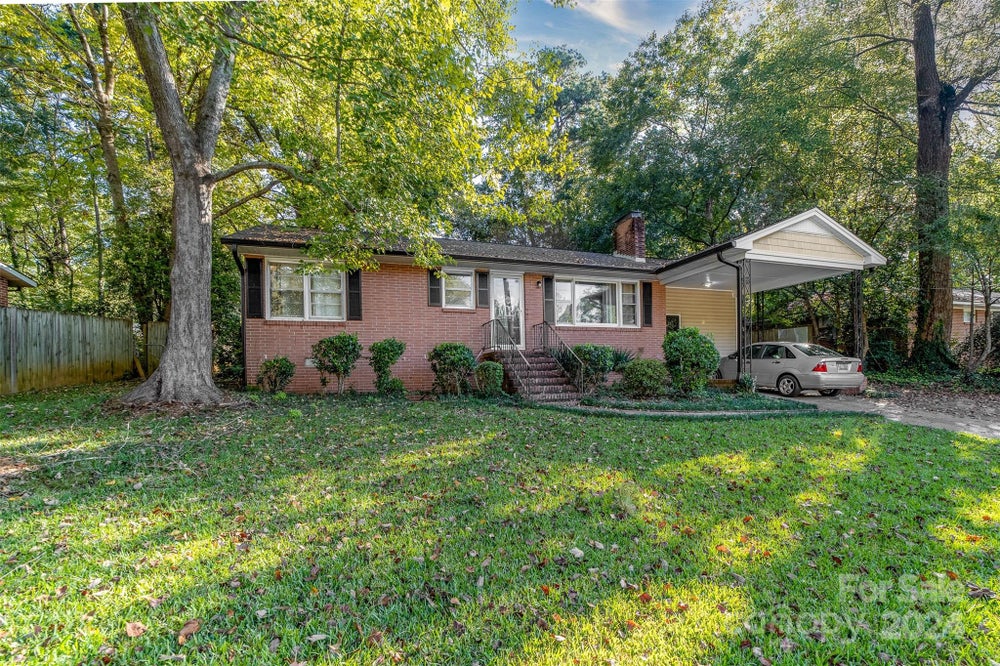 1226 Fern Forest Drive, Gastonia, NC 28054 BHGRE