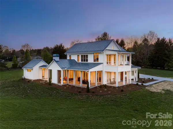 5 Sweetgrass Lane, Fletcher, NC 28732