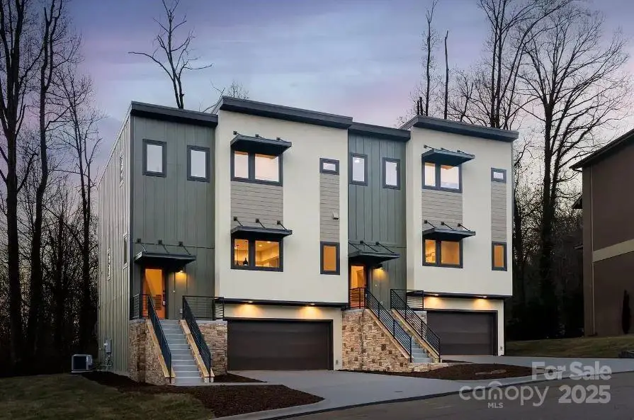 17 Macallan Lane, Asheville, NC 28805 - Image #1