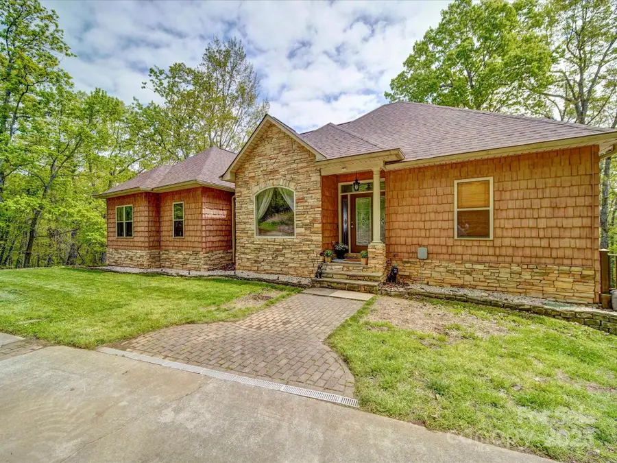 135 Boulder Ridge Drive, Denton, NC 27239 - Image #2