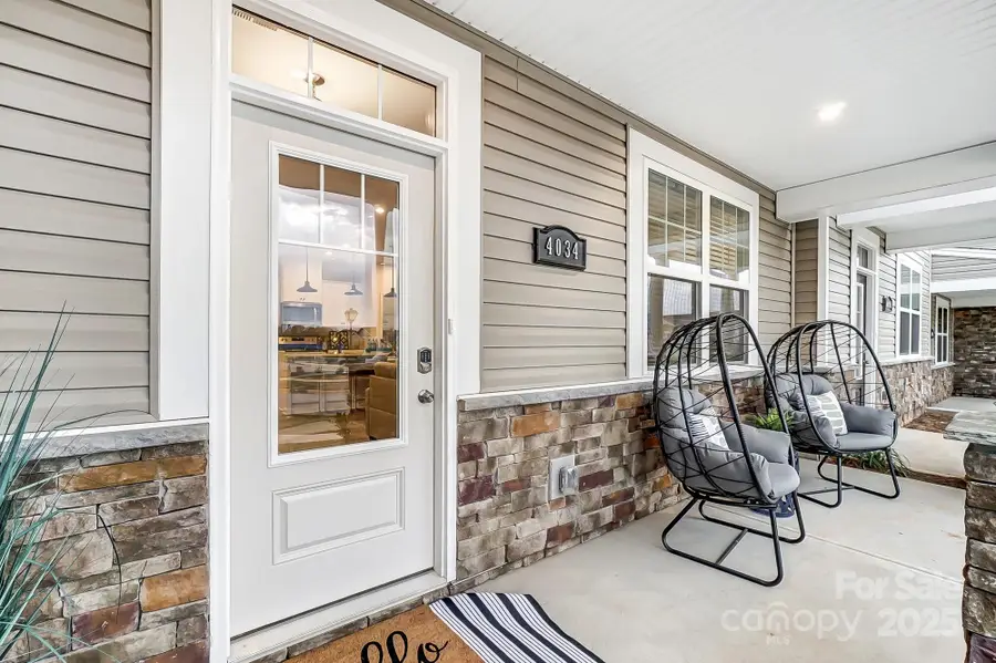 3934 Cheyney Park Drive, Charlotte, NC 28269 - Image #2