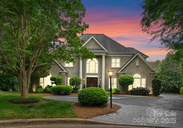 4429 Cameron Oaks Drive, Charlotte, NC 28211