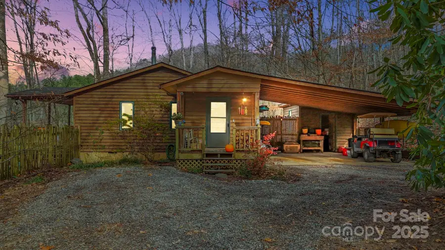 23 Hunting Lodge Drive, Black Mountain, NC 28711 - Image #2