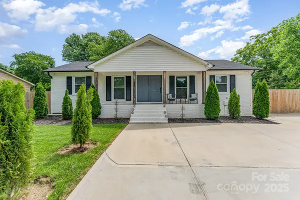 157 Downey Lake Road, Dallas, NC 28034