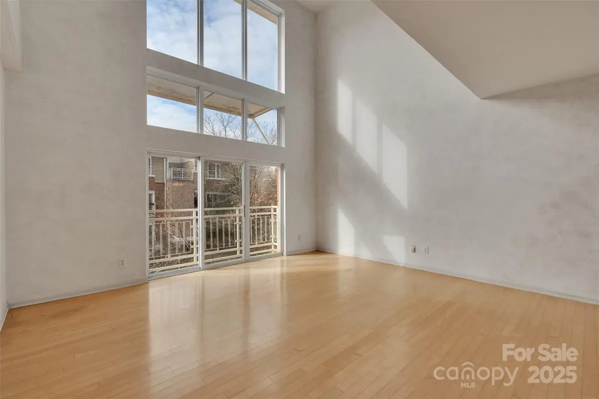 649 Raphael Place, Charlotte, NC 28205 - Image #1