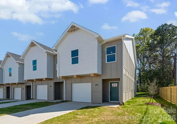 3123 Hatty Place, Charlotte, NC 28216