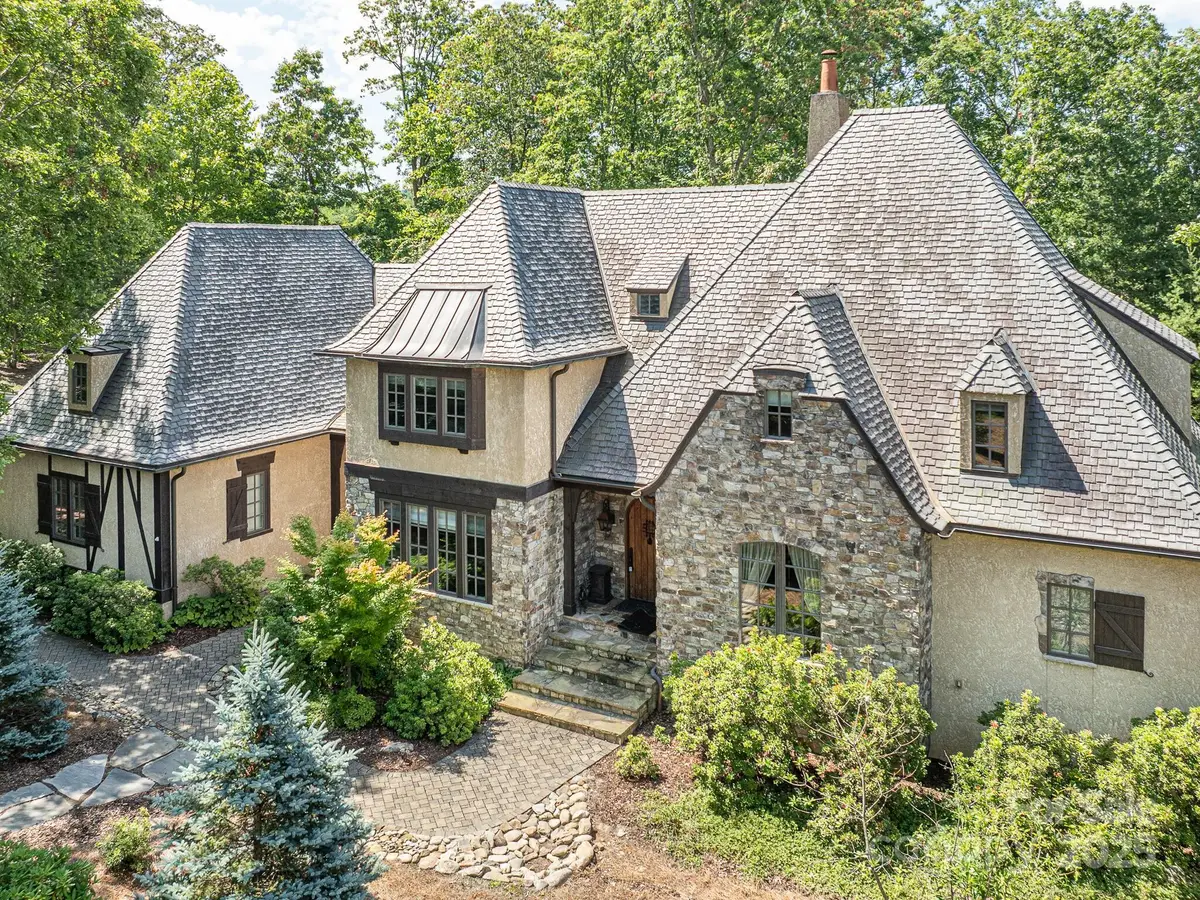 176 Valley Springs Road, Asheville, NC 28803 - Image #1