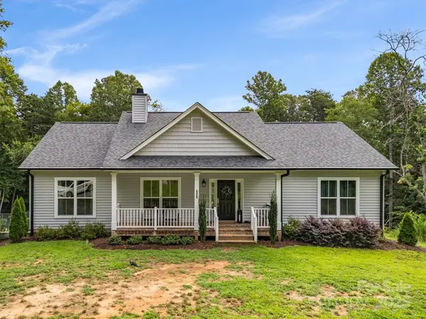 826 Country Lane, Pelham, NC 27311