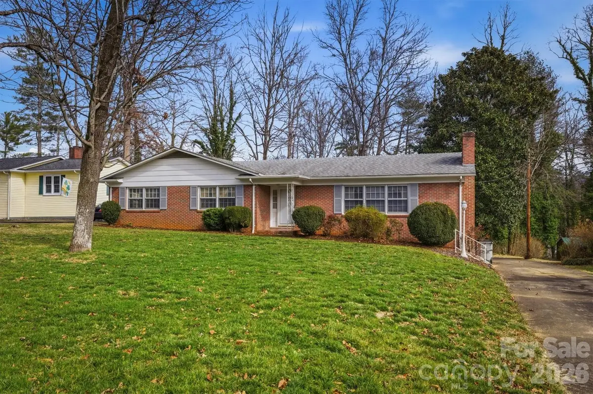 141 Maehill Place Sw, Lenoir, NC 28645 - #1