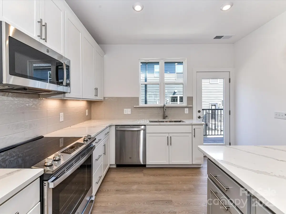 7011 Impulse Court, Charlotte, NC 28205 - Image #1