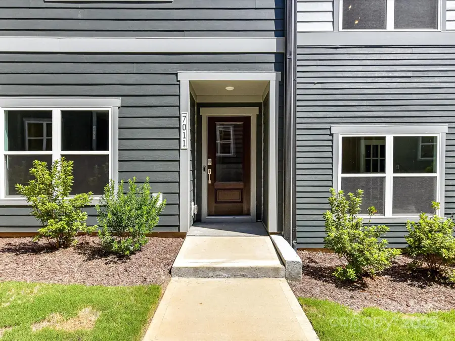 7011 Impulse Court, Charlotte, NC 28205 - Image #3